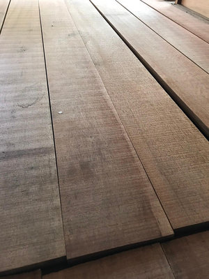 踏腳板，(長12尺x寬20公分x厚2.8公分) 木板，全新