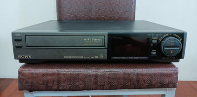 懷舊珍藏  Sony VHS錄放影機 SLV-77HF可正常撥放操作功能