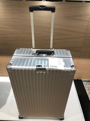 預購含運 RIMOWA CLASSIC Check-In L 新款30吋託運行李箱。