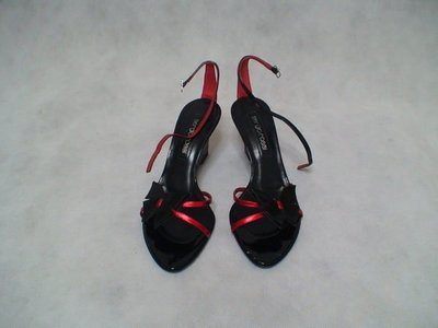 義大利名品鞋~~SERGIO ROSSI ~紅.配黑蝴蝶楔型底涼鞋~~~~超美鞋~原購買價:21300