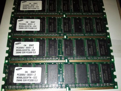 Samsung 256 MB DDR 400 桌機用記憶體