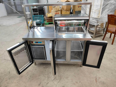 4.1尺沙拉吧冷藏工作台冰箱+上架 220V 沙拉盆區有玻璃遮罩乾淨衛生 上架可放碗盤 狀況好非常新 ️🌈萬能中古倉️🌈