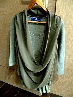 法國Juiceana橄欖綠水鑽羊毛料LIFELIKE MAX CO JESSICA款異材質針織上衣S號 法國製