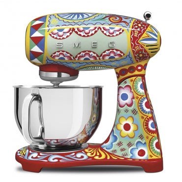 義大利代購 Smeg SMF01DG 攪拌機/廚師機，Dolce Gabbana 聯名設計款。