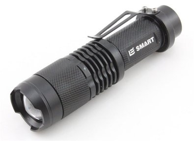 SK98-L2強光手電筒 超迷你18650 變焦手電筒