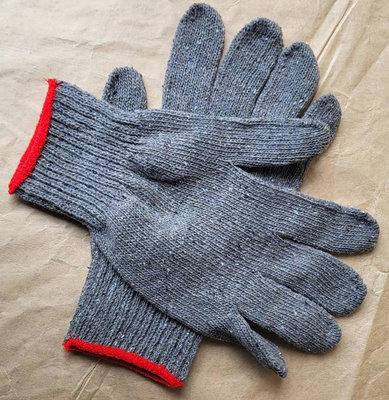 買10送2 台製 20兩灰色棉紗手套  灰色手套 工作手套 工地手套 工作必備 保護雙手不受傷(1雙價）
