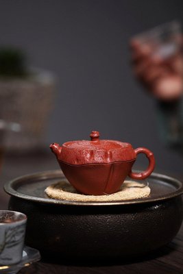 中國宜興紫砂壺～精品仿生器竹筍壺～清水泥～做工精細