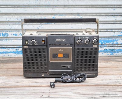 阿母的早期珍藏~SONY索尼 (CF-560S) 古董手提收錄音機 復古老收錄音機 老錄音機