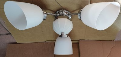 台灣製造的吊扇燈具鉻色/通用型吊扇燈具3+1燈斜口塑膠燈罩