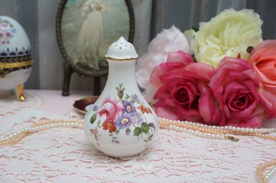 紫丁香歐陸古物雜貨♥英國皇家 Royal Crown Derby 玫瑰圖案胡椒罐