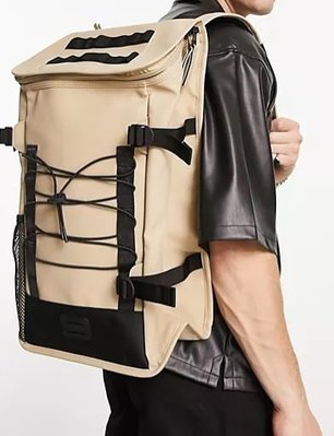 代購Rains Trail Mountaineer backpack斜邊翻蓋設計大容量設計感型男後背包