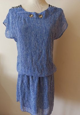 水藍色條紋縮腰蕾絲拼接雪紡紗洋裝連身裙