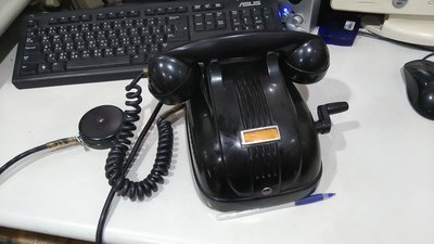 老古董手搖式電話機收藏級