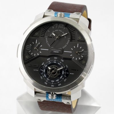 現貨 可自取 DIESEL DZ7360 手錶 55mm 槍灰面盤 大錶面 4時區 咖啡色皮錶帶 男錶女錶