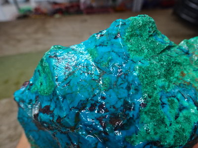 《藍晶寶石玉石特賣》→〈原石系列〉→天然優色美國藍寶石原礦〈610公克→y12