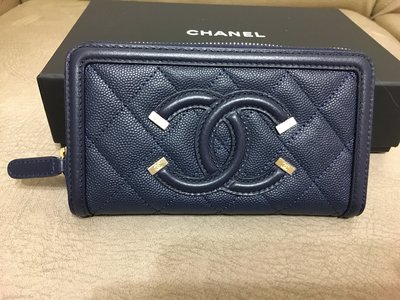 全新 Chanel vanity case 中夾 深藍色 可跟化妝包搭成一套