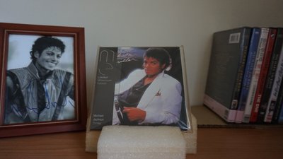 【售CD】麥可傑克森 Michael Jackson – 顫慄 Thriller (千禧年限定盤)