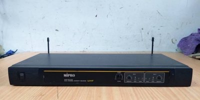 L【小米二店】二手 MIPRO MR-823D 無線麥克風主機 (無附麥克風) UHF