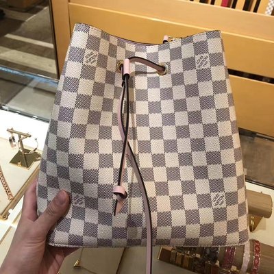 Louis Vuitton Damier Azur Neonoe Bb White Leather ref.659516 - Joli Closet