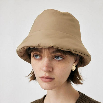 正韓羽絨棉直筒帽 帽子 漁夫帽 盆帽 水桶帽 造型帽 遮陽帽 個性 潮流 黑色 韓國 空氣感帽子
