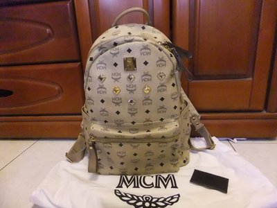 MCM    米白色  logo   後背包
