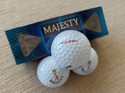 丸萬Majesty MJ-01D高爾夫球一盒(3顆)✿全新✿