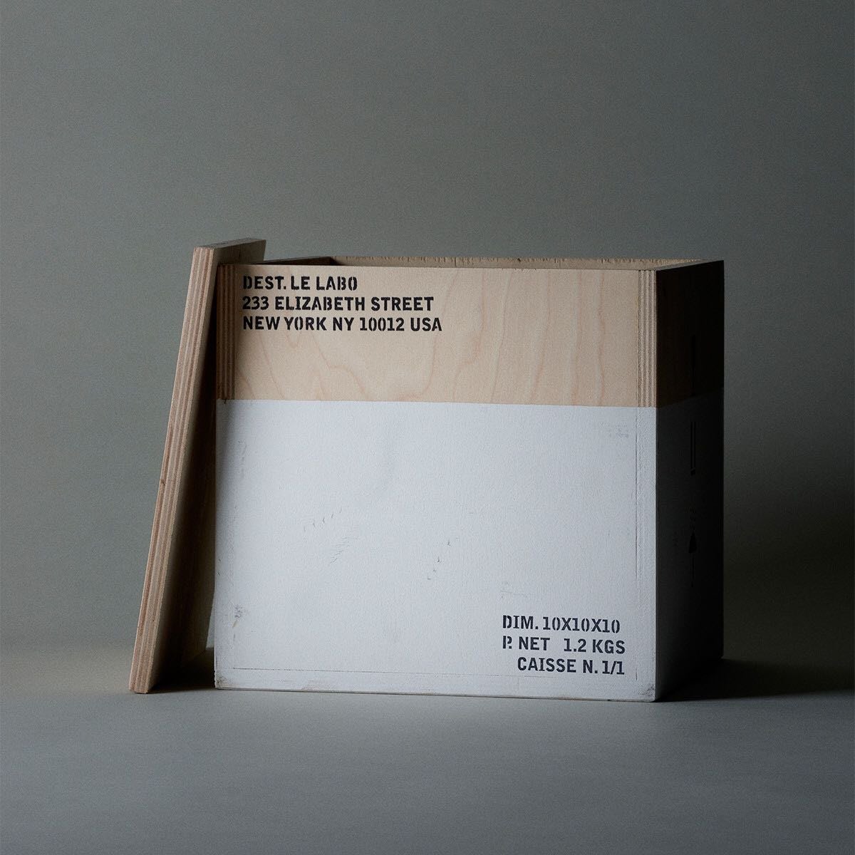 LE LABO Santal 26 scented candle 1.2kg 比santal 33略為香甜| Yahoo