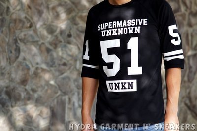 【HYDRA】 UNKNOWN SUPERMASSIVE 51 印花 條紋 數字 五分袖 T恤 M L XL
