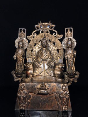 純銅北魏佛佛像，重3.7公斤，50080R