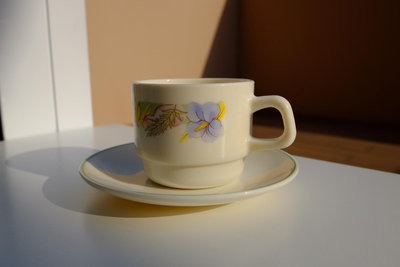 ｜弓箭手奶玻璃咖啡杯 Arcopal乳白色印花紅茶杯