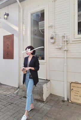正韓 COPINER時髦歐美女生的窄口牛仔褲。