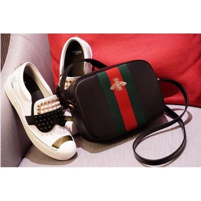 Gucci 412008 crossbody leather bag 綠紅綠繡蜜蜂斜背包 黑