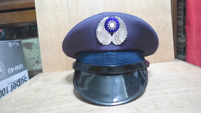 【阿維】早期~空軍大盤帽~尺寸22鋁質 徽章...