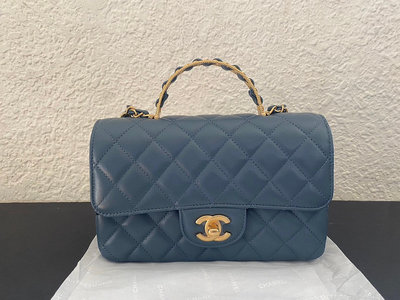 Chanel AS4409，CF20 金色handle藍色羊皮包包。