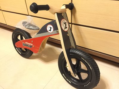 德國紐柏林 nurburgring 賽道限量紀念精品幼童木製平衡滑步車 audi bmw benz ford vw