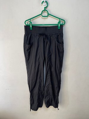 「 二手衣 」 Adidas 男版運動防風長褲 M號（黑）58