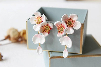 【Koaa海購】Les Nereides Hanami櫻花限定系列 白色櫻花吊墜 耳環耳釘耳夾