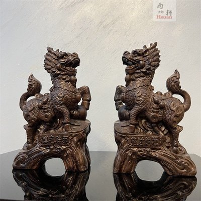 【熱賣精選】越南沉香木雕麒麟擺件一對實木雕刻瑞獸風水客廳鎮宅裝飾招財送子