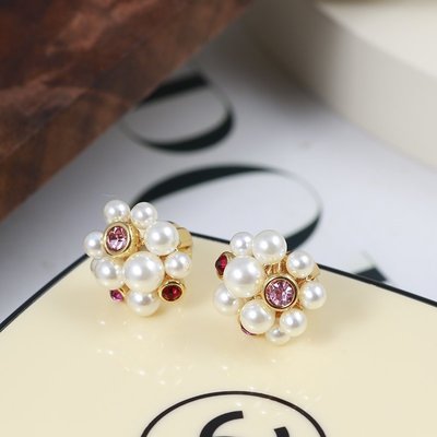 現貨熱銷-Kate Spade 小眾簡約設計珍珠花簇鑲嵌水鑽女生通勤優雅款耳釘
