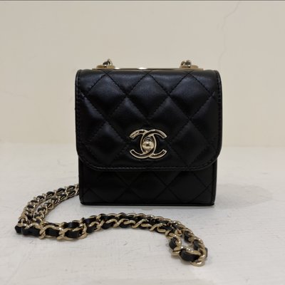 Chanel Mini Trendy 黑色 淡金釦《精品女王全新&amp;二手》