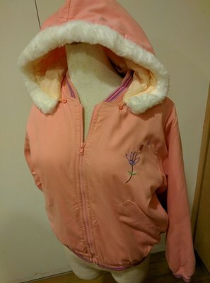 【Timezone Shop】2手 小外套 可愛外套 有帽子~~粉紅色