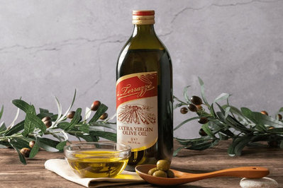 【嚴選SHOP】Le Terrazze 冷壓初榨橄欖油 1L/罐 Extra Virgin 義大利特級橄欖油【Z449】