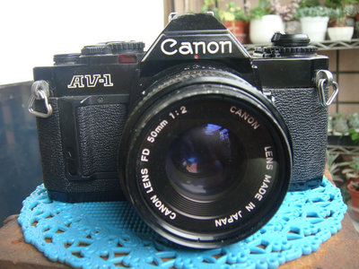 二手品＼早期相機 Canon    AV-1         1:2     50 mm     JAPAN      零件機
