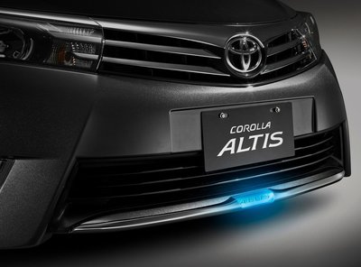 [[娜娜汽車]] 豐田 2015 ALTIS 11代 LED 前進氣壩飾條 水箱罩飾條