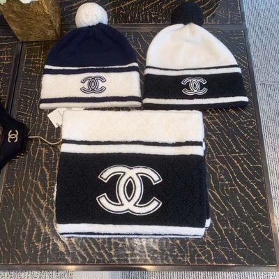 【BLACK A】精品 Chanel 2019秋冬滑雪系列 羊絨圍巾+毛帽套裝 黑白／藍白