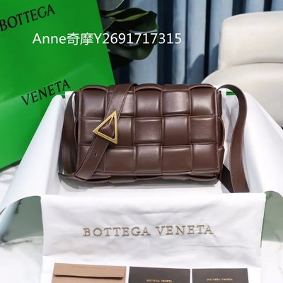 二手正品 BOTTEGA VENETA 寶緹嘉 BV Cassette黑棕色枕頭包 單肩包 斜背包 手拿包 591970