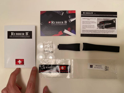 瑞士 Rubber B 黑色橡膠錶帶 適用在Rolex 勞力士水鬼 14060 40mm non-date