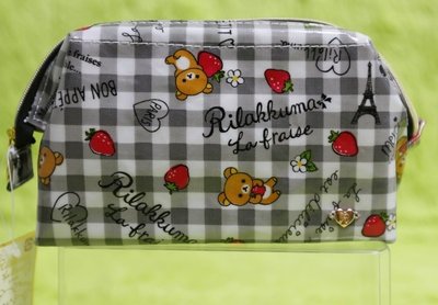 🌸Dona代購🌸現貨 日本正版 拉拉熊懶懶熊巴黎草莓黑白格紋防潑水 化妝包/小物包/收納包 C15