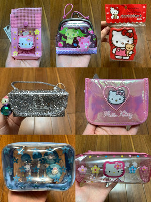 絕版Hello Kitty寶石寵物千鳥格抱熊PVC小包創可貼