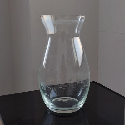 早期 老 玻璃 刻花 花瓶 花器 甕 vintage glass vase flower utensils bottle pot 氣泡 雕花 floral 日式